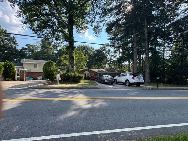 3912 Donaldson Drive, Atlanta, GA 30341