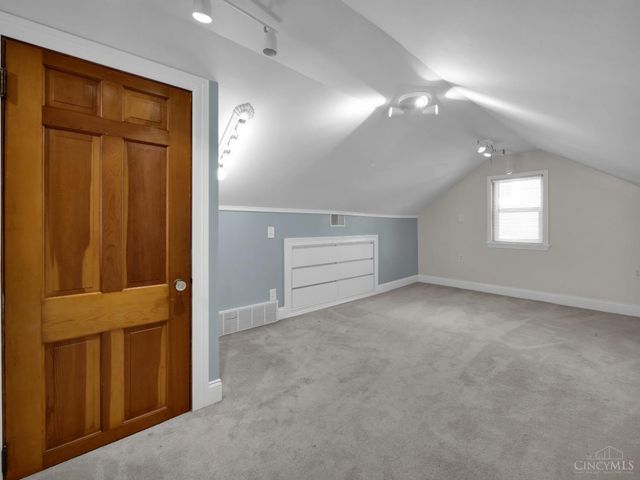 4927 Prospect Avenue, Blue Ash, OH 45242