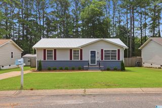 1313 25TH AVENUE N, Hueytown, AL 35023