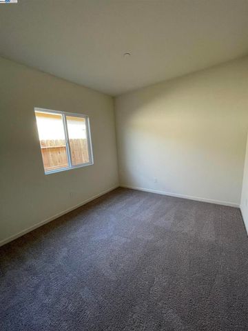 4246 Freemark Ave, Merced, CA 95348