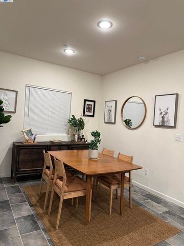 4246 Freemark Ave, Merced, CA 95348