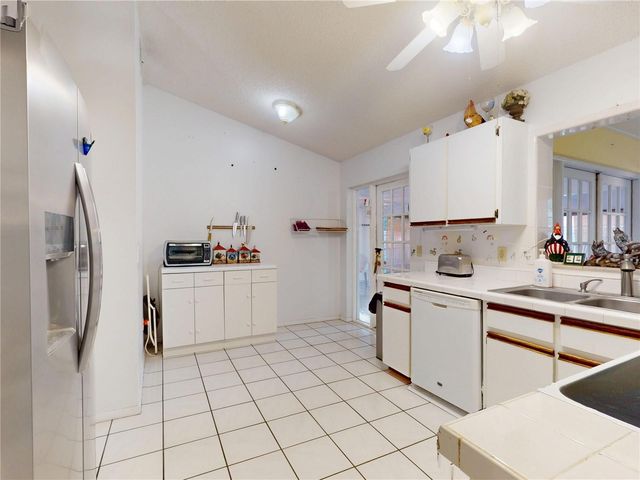 202 SPRINGVIEW DRIVE, Sanford, FL 32773