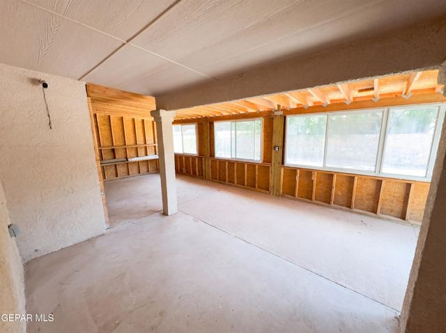 1336 SUNNY SKY Place, El Paso, TX 79928