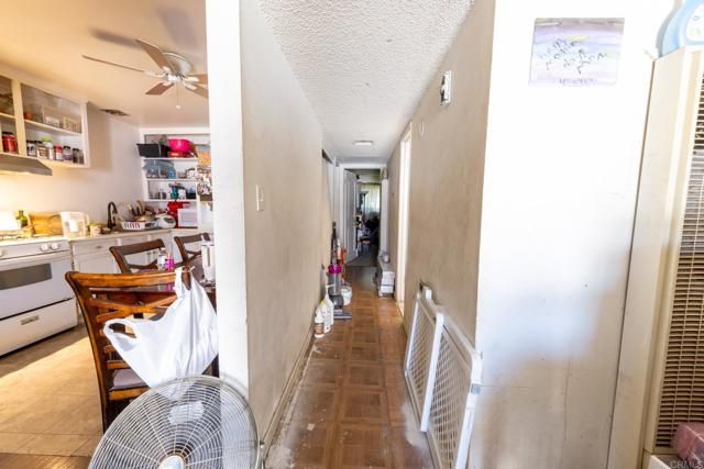 1109 E Lexington, El Cajon, CA 92019