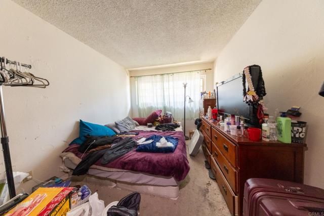 1109 E Lexington, El Cajon, CA 92019