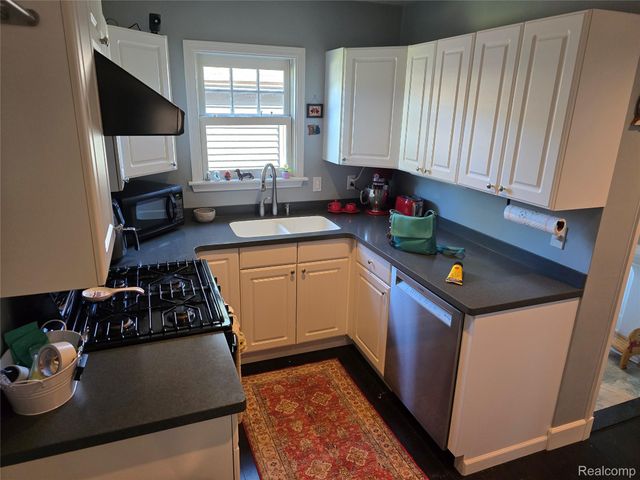 116 S Kenwood Avenue, Royal Oak, MI 48067