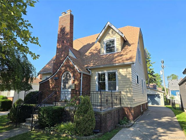116 S Kenwood Avenue, Royal Oak, MI 48067