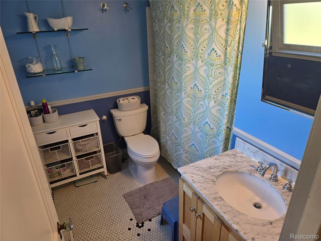 116 S Kenwood Avenue, Royal Oak, MI 48067