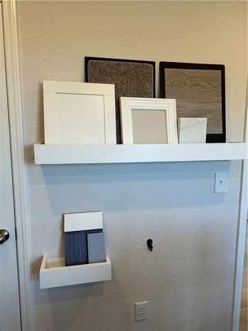 2266 Rock Creek Drive, Tonganoxie, KS 66086