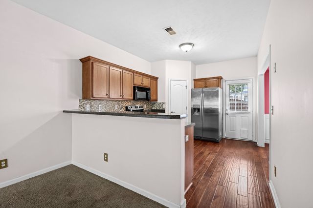 284 Meigs Dr Apt J66, Murfreesboro, TN 37128