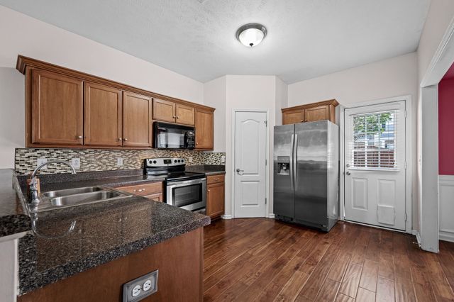 284 Meigs Dr Apt J66, Murfreesboro, TN 37128