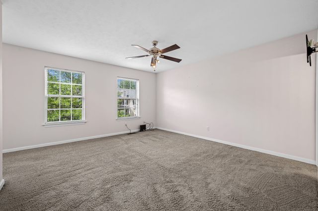 284 Meigs Dr Apt J66, Murfreesboro, TN 37128