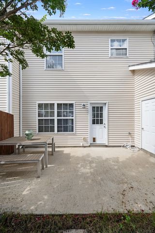 284 Meigs Dr Apt J66, Murfreesboro, TN 37128