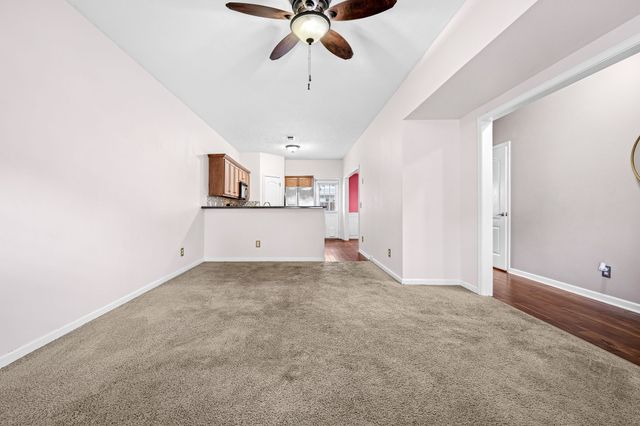 284 Meigs Dr Apt J66, Murfreesboro, TN 37128