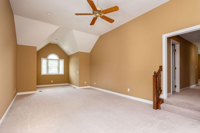 5816 Heritage Lakes Drive, Hilliard, OH 43026