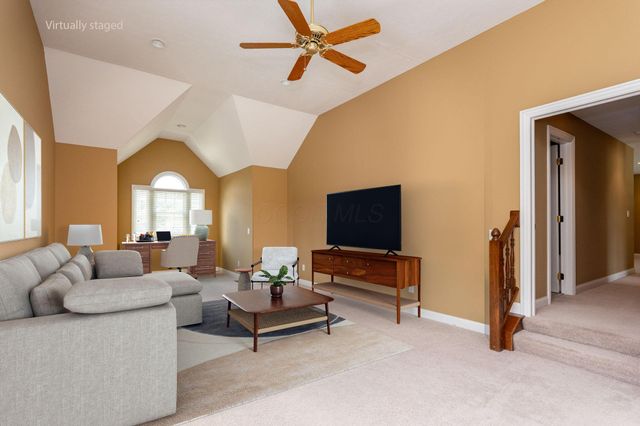 5816 Heritage Lakes Drive, Hilliard, OH 43026