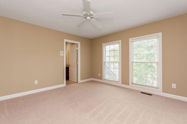 5816 Heritage Lakes Drive, Hilliard, OH 43026