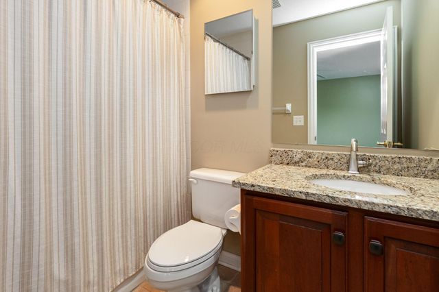 5816 Heritage Lakes Drive, Hilliard, OH 43026
