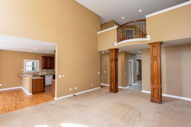 5816 Heritage Lakes Drive, Hilliard, OH 43026