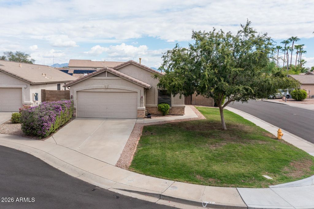 19815 N 34TH Place, Phoenix, AZ 85050 — photo 2