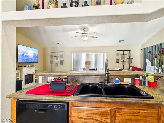 5141 East Chasemoor Street, Pahrump, NV 89061