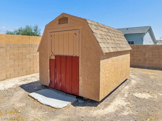 5141 East Chasemoor Street, Pahrump, NV 89061