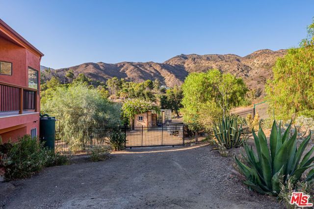 34136 Mulholland Highway, Malibu, CA 90265