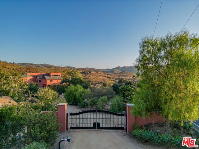 34136 Mulholland Highway, Malibu, CA 90265