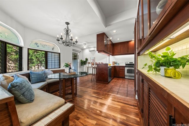 3025 Diamond Head Road, Honolulu, HI 96815