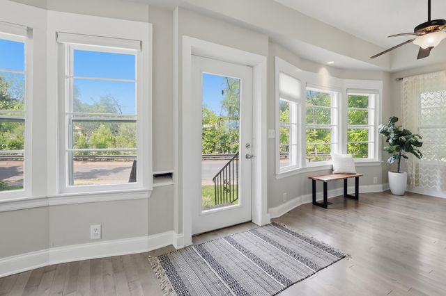 1350 Laurel Avenue, Saint Paul, MN 55104