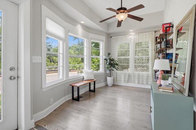 1350 Laurel Avenue, Saint Paul, MN 55104