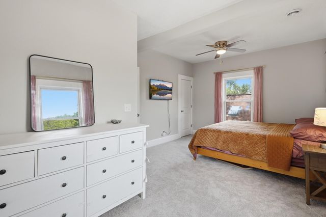 1350 Laurel Avenue, Saint Paul, MN 55104