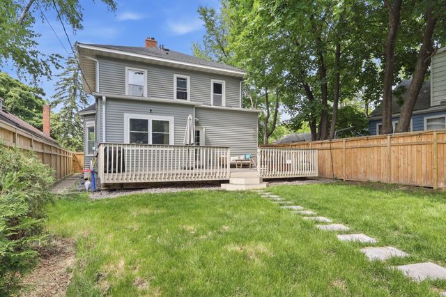 1350 Laurel Avenue, Saint Paul, MN 55104