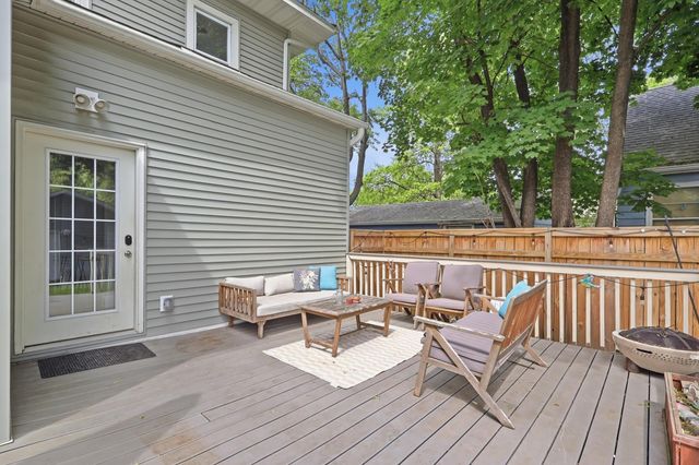 1350 Laurel Avenue, Saint Paul, MN 55104