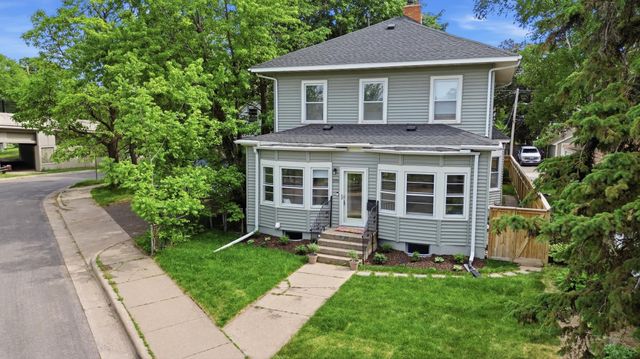 1350 Laurel Avenue, Saint Paul, MN 55104