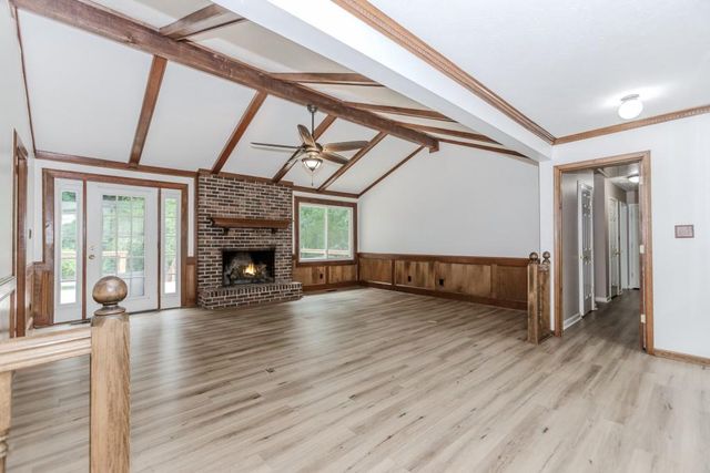 3156 Laurel Way, Snellville, GA 30078