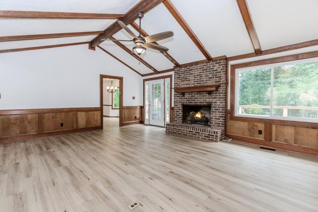 3156 Laurel Way, Snellville, GA 30078