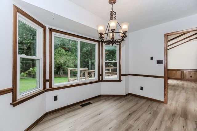 3156 Laurel Way, Snellville, GA 30078