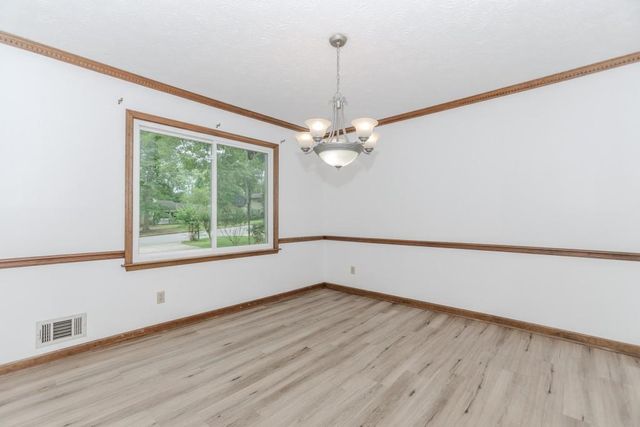 3156 Laurel Way, Snellville, GA 30078