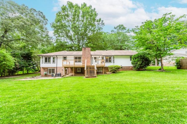 3156 Laurel Way, Snellville, GA 30078