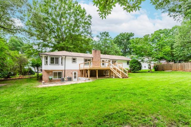 3156 Laurel Way, Snellville, GA 30078