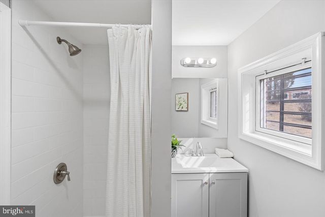 1008 WALNUT AVE, Baltimore, MD 21229