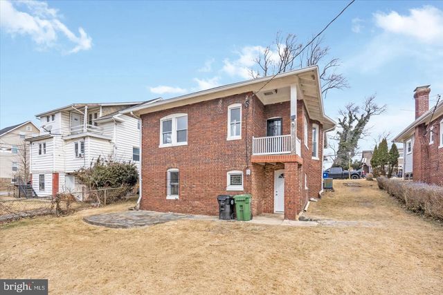 1008 WALNUT AVE, Baltimore, MD 21229