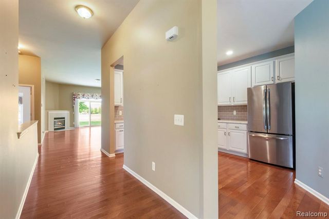 40658 Saint Louis Drive, Clinton Township, MI 48038
