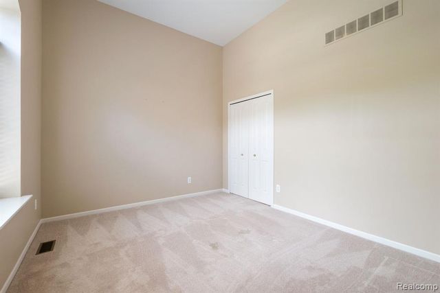 40658 Saint Louis Drive, Clinton Township, MI 48038