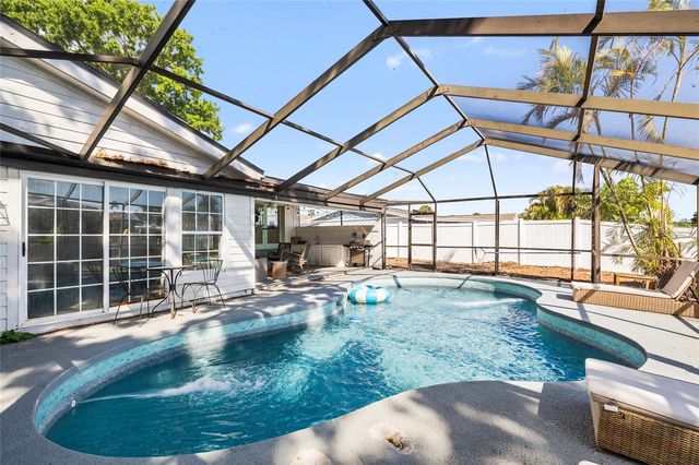 10716 DONBRESE AVENUE, Tampa, FL 33615