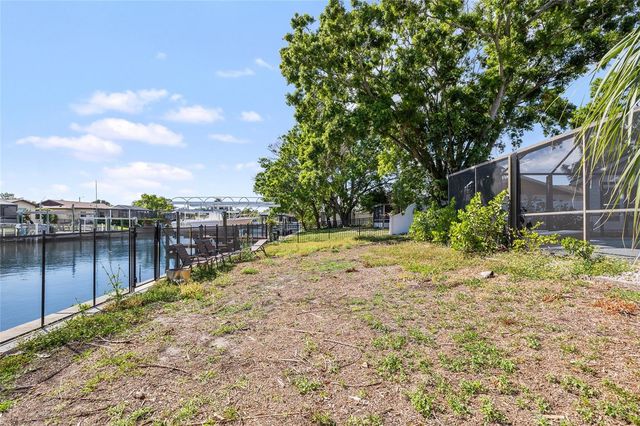 10716 DONBRESE AVENUE, Tampa, FL 33615