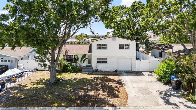 10716 DONBRESE AVENUE, Tampa, FL 33615