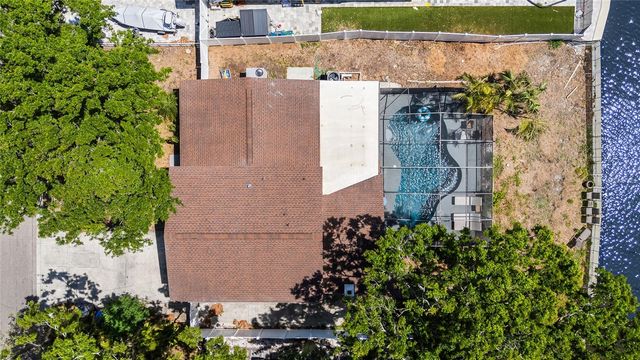 10716 DONBRESE AVENUE, Tampa, FL 33615