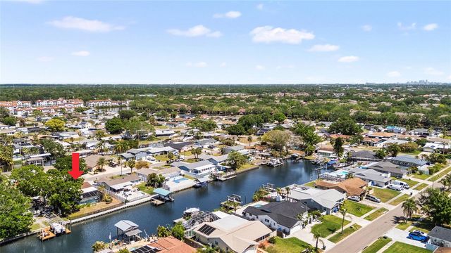10716 DONBRESE AVENUE, Tampa, FL 33615